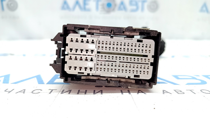 Фишка на блок ECU компьютер двигателя Lincoln Corsair 20-26 2.0 2.3 под разъем B