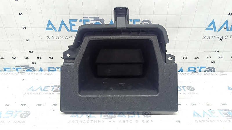 Карман багажника правый BMW X3 F25 11-17 черный, царапины
