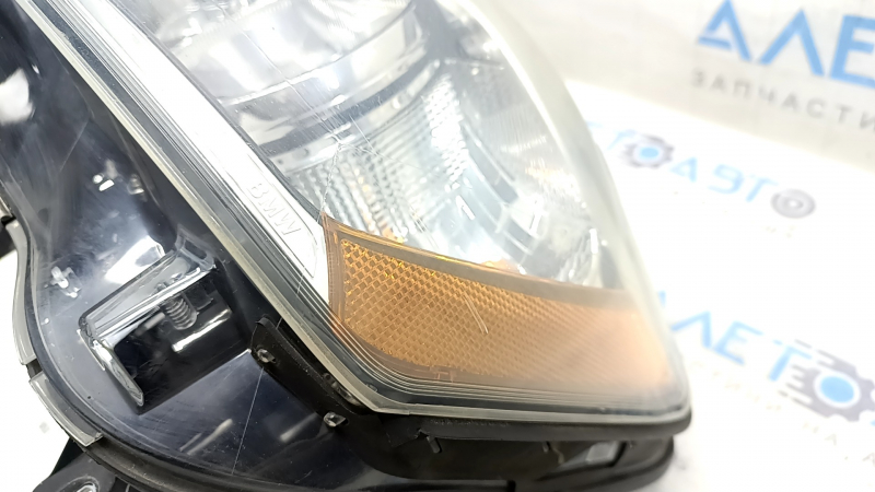 Фара передняя левая BMW X3 F25 15-17 галоген, потерта