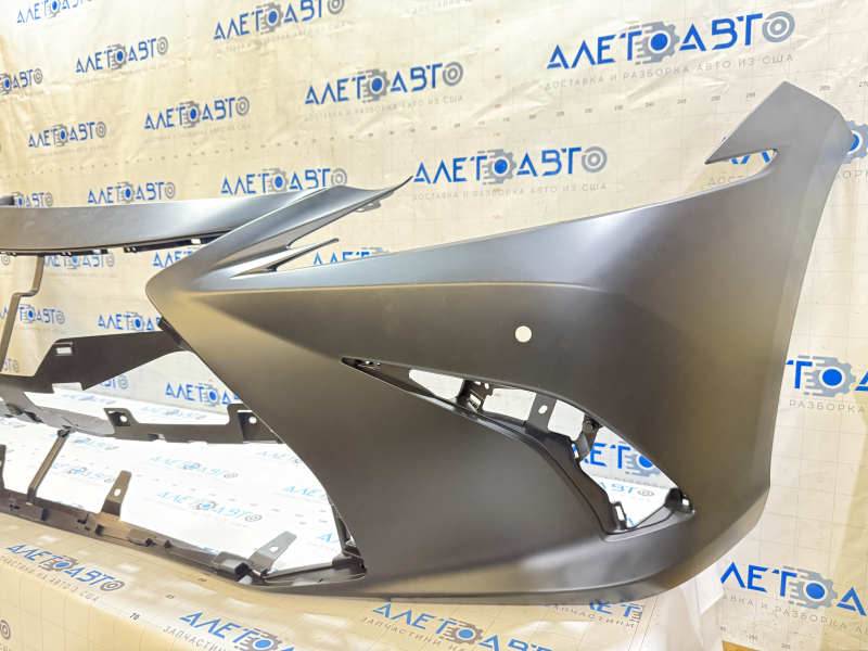 Бампер передний голый Lexus ES250 ES300h ES350 19-26 под парктроники, без омывателей