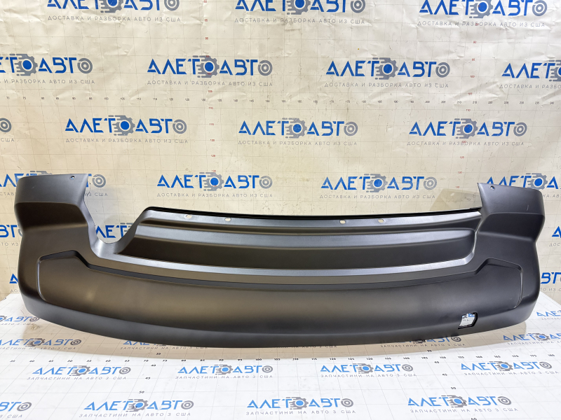 Бампер задний голый нижний Jeep Patriot 11-17 под 1 крюк
