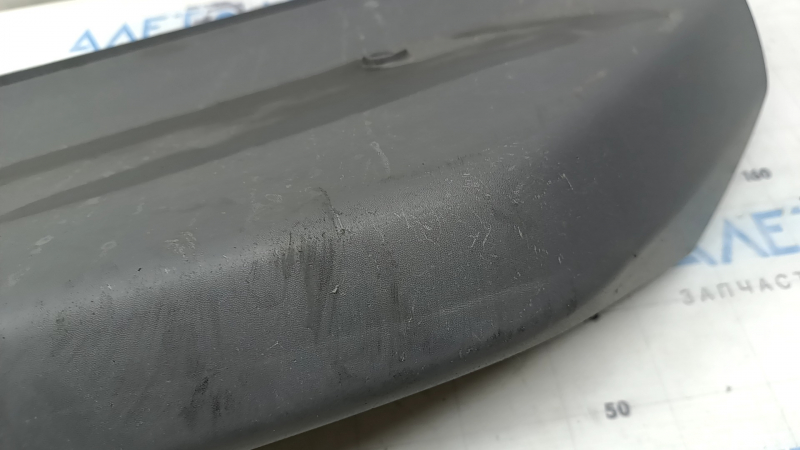 Губа переднего бампера Nissan Rogue 21-23 серая, царапины, потерта