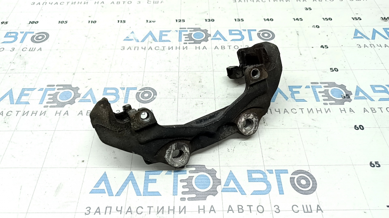 Скоба суппорта передняя правая Ford Escape MK3 13-19