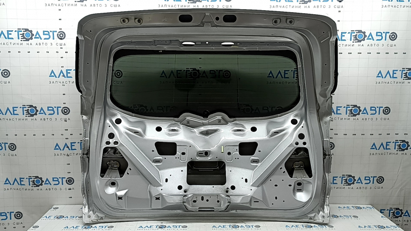 Дверь багажника голая со стеклом Ford Escape MK3 17-19 рест, серебро UX