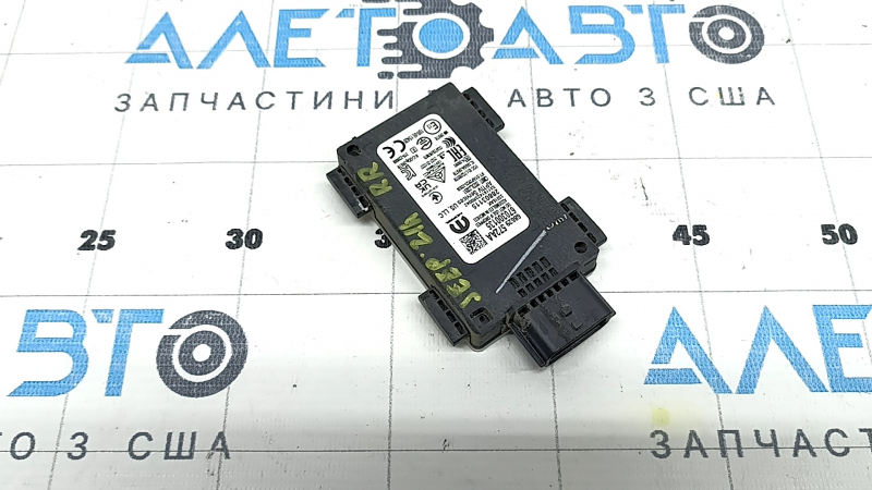 Датчик слепых зон BSM правый Jeep Grand Cherokee WL 21-26