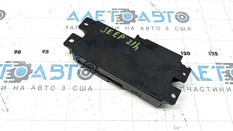 TELEMATICS CONTROL MODULE Jeep Grand Cherokee WL 21-26