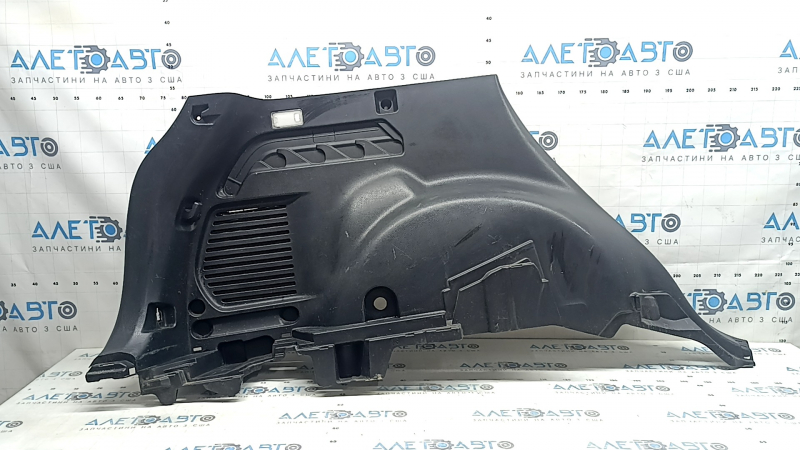 Обшивка арки левая Toyota Rav4 16-18 hybrid, черная, царапины, потерта