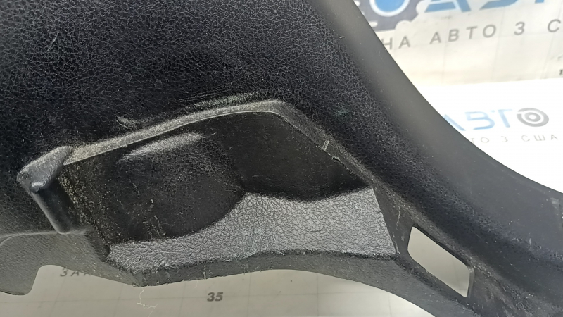 Обшивка арки левая Toyota Rav4 16-18 hybrid, черная, царапины, потерта