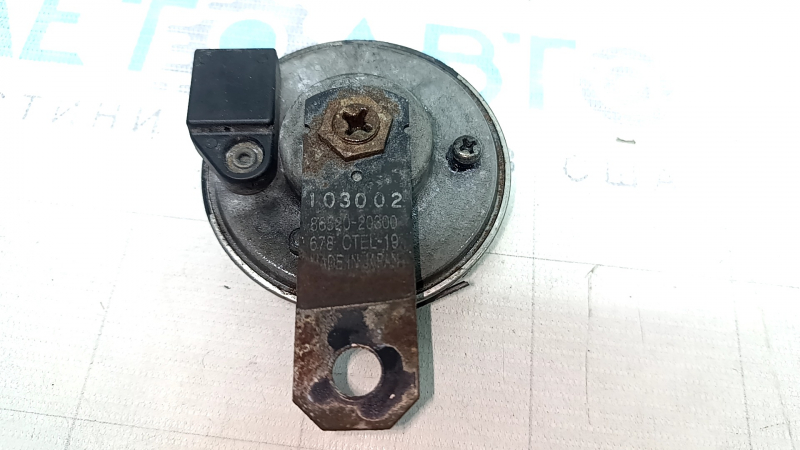 Сигнал low Toyota Rav4 13-18 с кронштейном