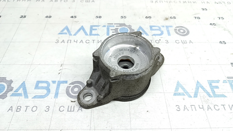 Опора амортизатора задняя правая Mazda CX-5 19-25