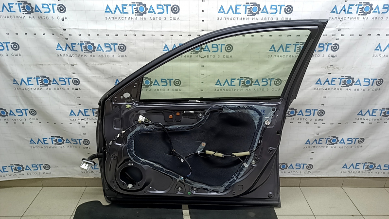 Дверь в сборе передняя правая Honda Accord 13-17 keyless, графит NH-797M