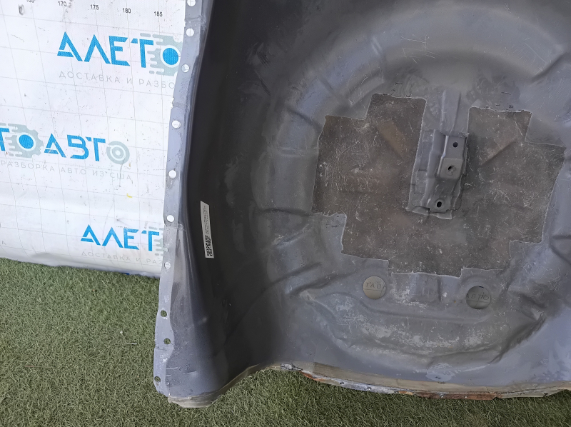 Корыто багажника Subaru Forester 19-24 SK высверлено, графит