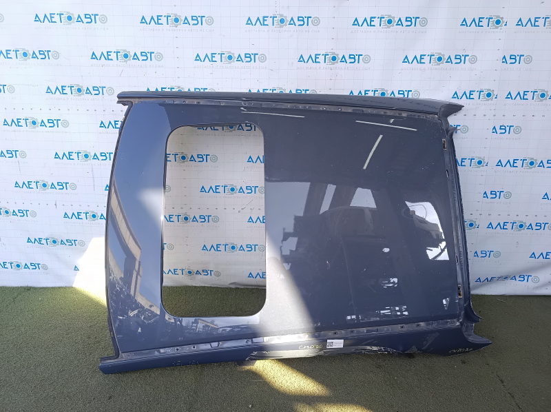 Крыша металл Mazda CX-30 20-23 под люк и антенну, отпилена, тычки, вмятинка