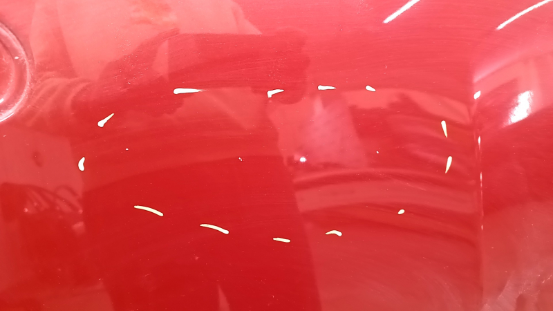 Capotă din aluminiu pentru Mercedes H247 GLA 20-26, roșu 993, chipsuri