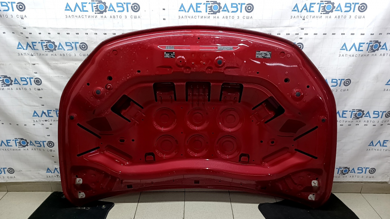 Capotă din aluminiu pentru Mercedes H247 GLA 20-26, roșu 993, chipsuri