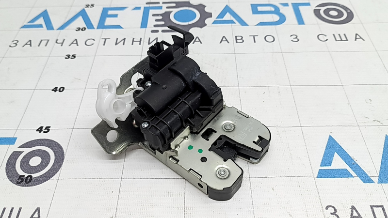 Замок двери багажника VW Tiguan 18-24