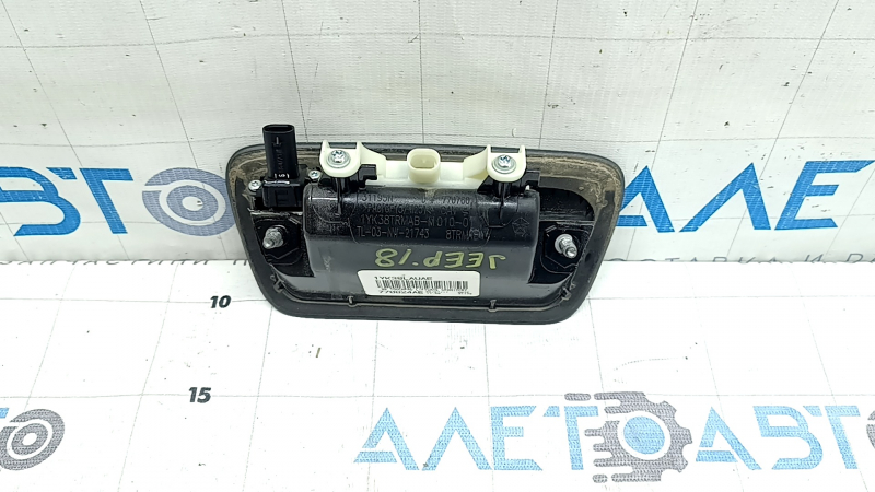Ручка двери багажника Jeep Grand Cherokee WK2 17-17 keyless