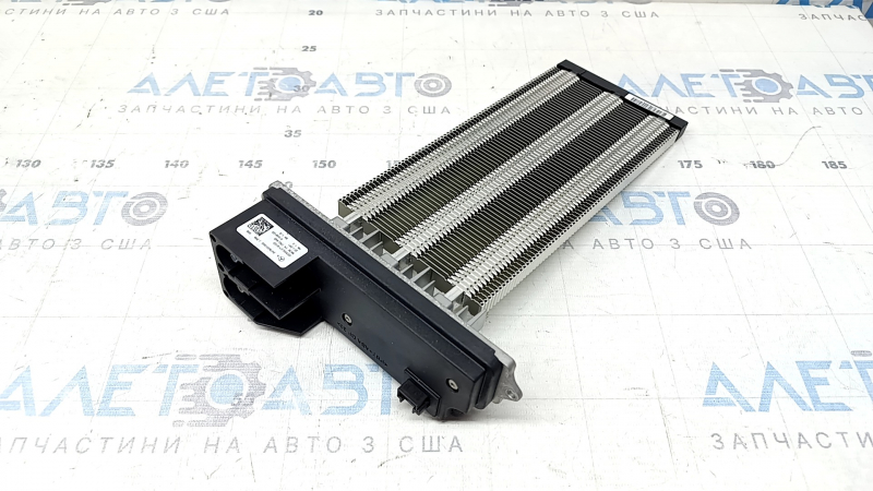 Сухой тен Mercedes H247 GLA 20-26