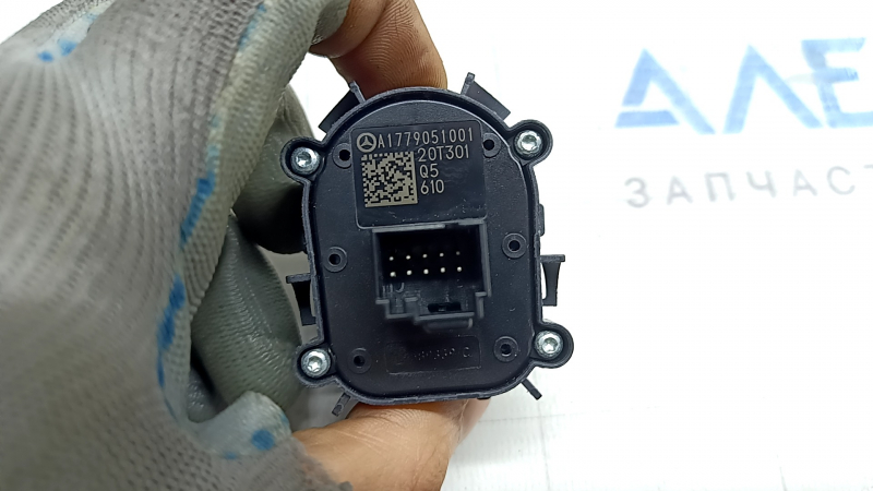 Кнопка Start/Stop Mercedes H247 GLA 20-26