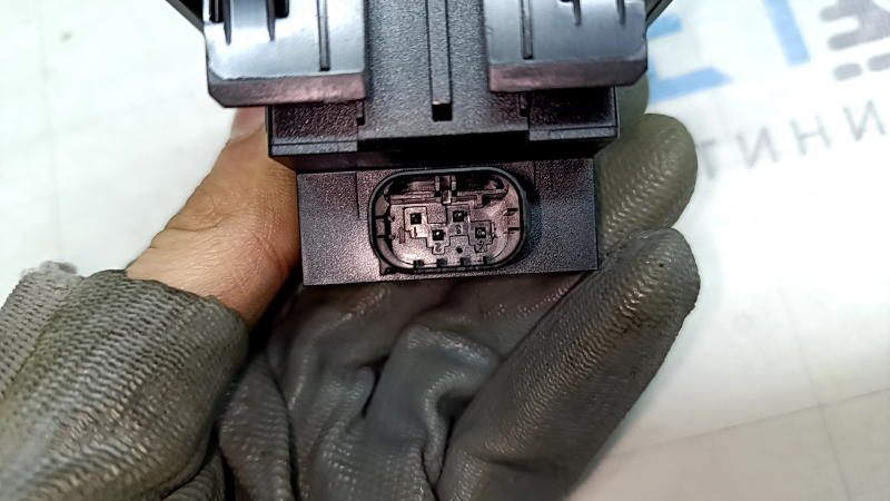 Розетка центральной консоли Mercedes H247 GLA 20-26 115v