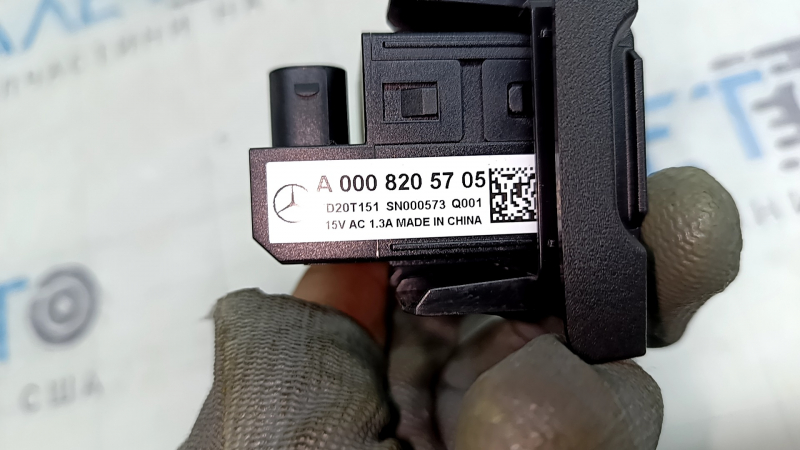 Розетка центральной консоли Mercedes H247 GLA 20-26 115v