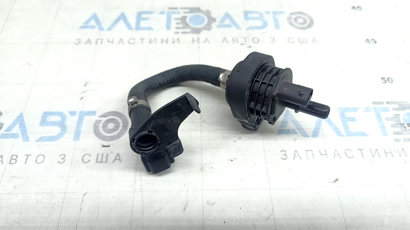 Клапан вентиляции топливного бака Mercedes H247 GLA 20-26 M260
