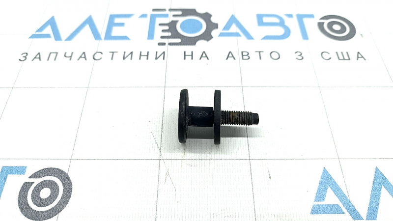 Ограничитель петли капота правый Jeep Grand Cherokee WK2 11-22