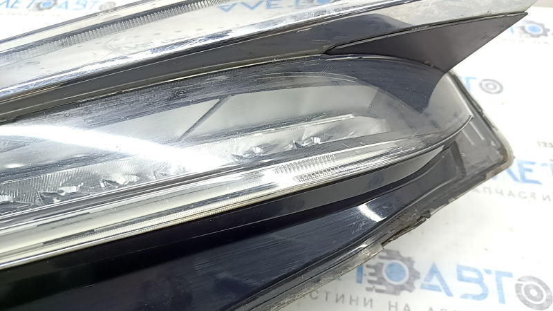 Фара передняя правая в сборе Honda Insight 19-22 LED