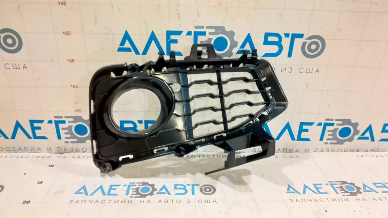 Решетка переднего бампера правая BMW 4 F32/33/36 14-20 под ПТФ, M Pack, структура