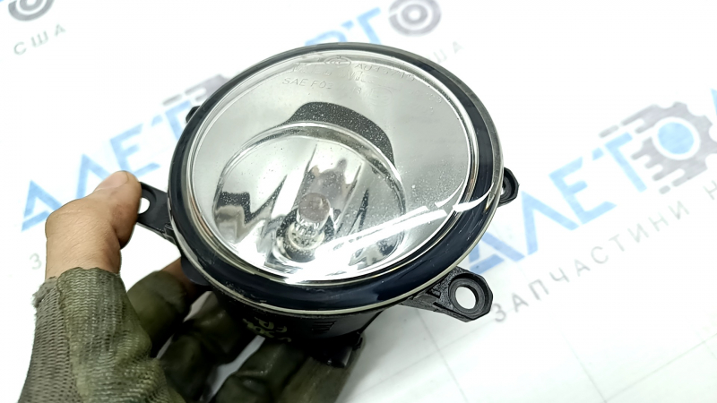 Противотуманная фара птф правая Toyota Camry v50 12-14 usa