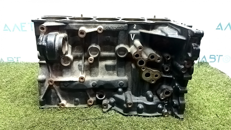 Блок цилиндров голый VW Beetle 12-14 2.5 CBUA d:82.53 под хонинговку