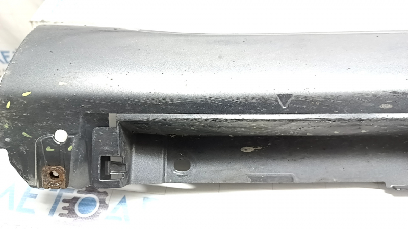 Порог левый Toyota Camry v50 12-14 usa LE XLE с хромом, графит 1G3, царапины