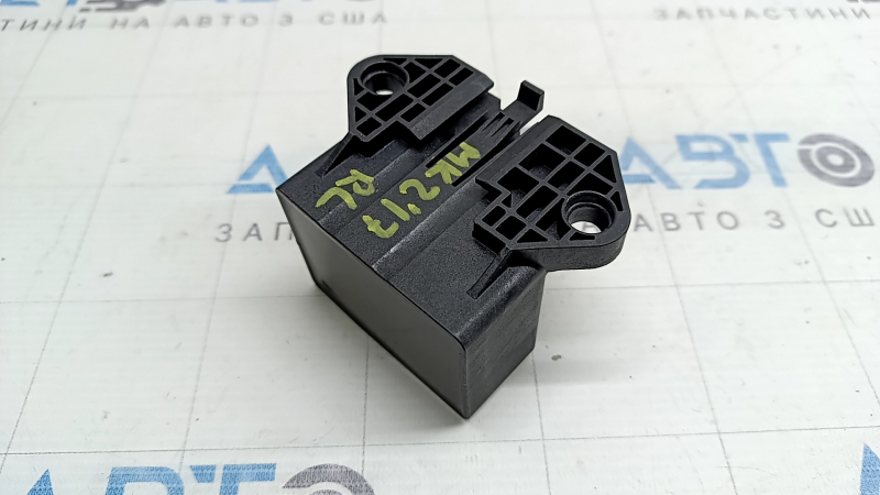 Fuel pump control реле топливного насоса Lincoln MKZ 13-20