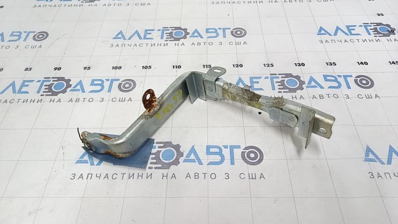 Крепление АКБ левое Lexus GS450h 06-11 ржавое, без шпильки