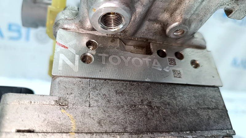 ABS АБС в сборе с ГТЦ Lexus CT200h 16-17