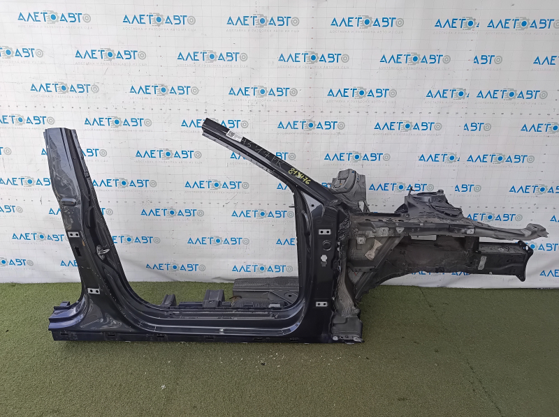 Четверть передняя правая Audi A5 F5 18-25 5D отпилена, с центральной стойкой, графит
