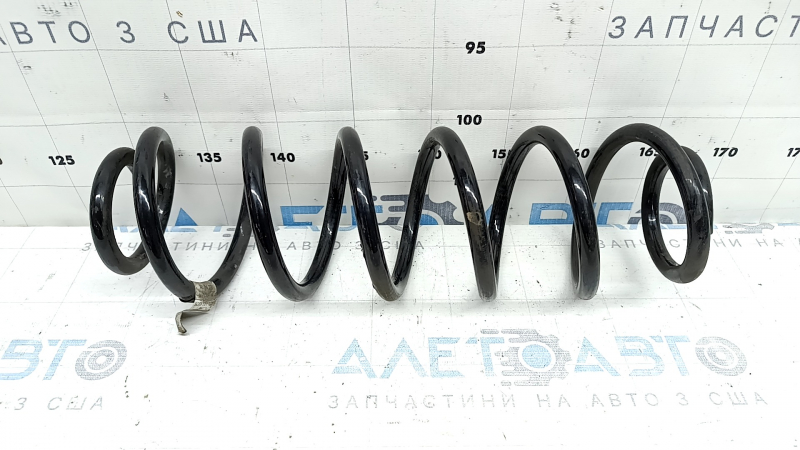 Пружина задняя левая VW Jetta 22-26