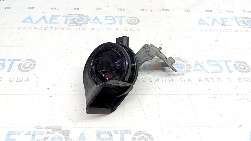 Semnalizare înaltă VW Jetta 19-26