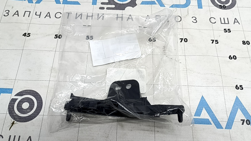 Крепление переднего бампера левое BMW X7 G07 19-22