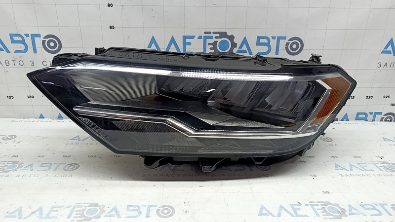 Ansamblu far LED stânga față pentru VW Jetta 19-24