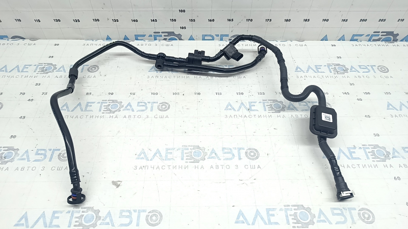 Клапан соленоид на впуске VW Jetta 19-26 с трубками