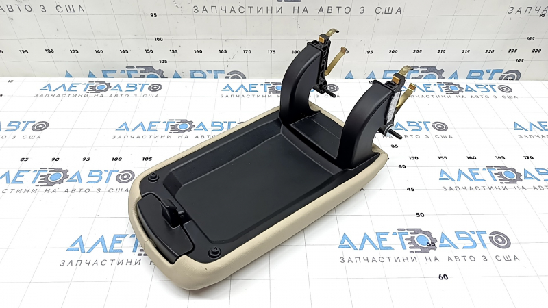 Подлокотник центральной консоли BMW X3 G01 18-24 бежевый canberrabeige