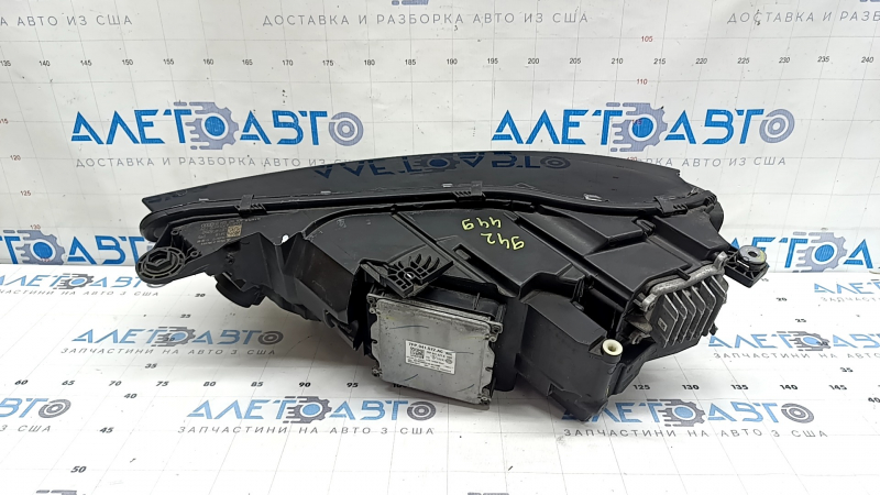 Фара передняя правая в сборе Audi Q5 80A 18-20 LED, царапина