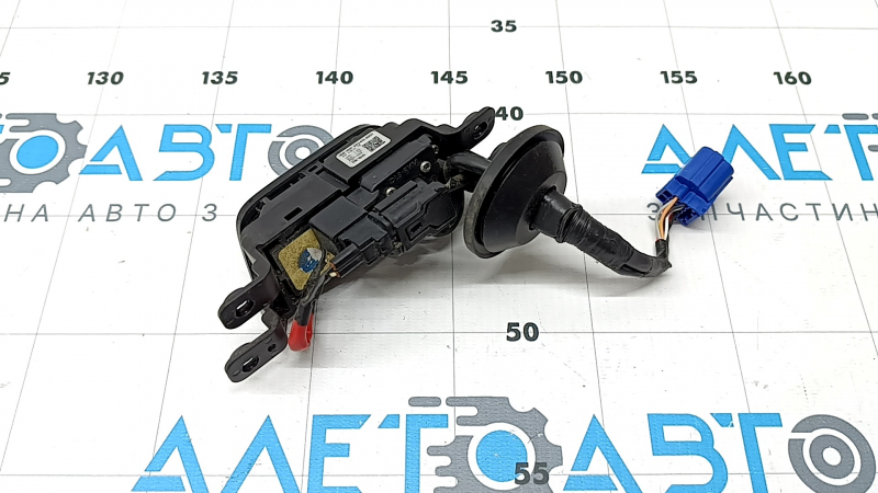 Камера заднего вида с ручкой и кнопкой открывания багажника Kia K5 21-24