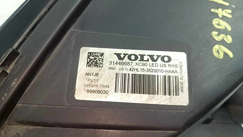 Фара передняя правая в сборе Volvo XC90 16-17 LED выгорел лак, сколы