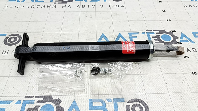 Амортизатор задний левый Ford Fusion mk5 13-16 FWD