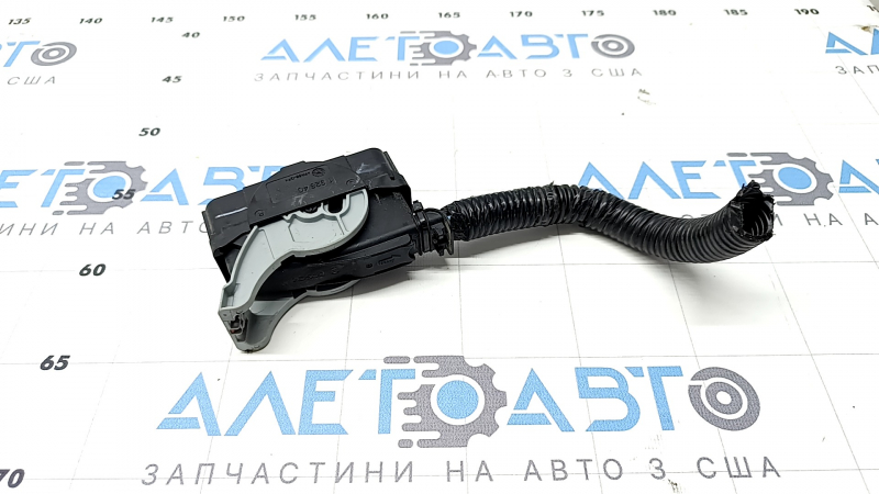 Фишка на блок ABS Nissan Rogue 21-26