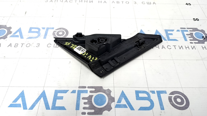 Заглушка треугольник передняя левая Honda Civic XI FE/FL 22-26