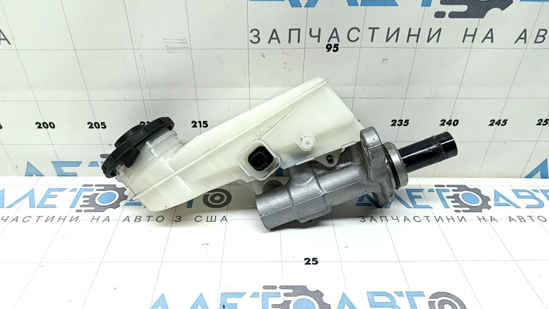 Главный тормозной цилиндр с бачком Honda Civic XI FE/FL 22-24