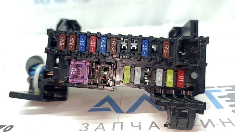 Блок предохранителей салонный Mazda 6 14-21